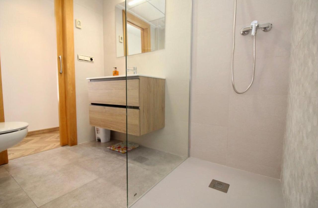 Lujoso Apartamento En 1ª Linea Recien Reformado Санта Пола Екстериор снимка