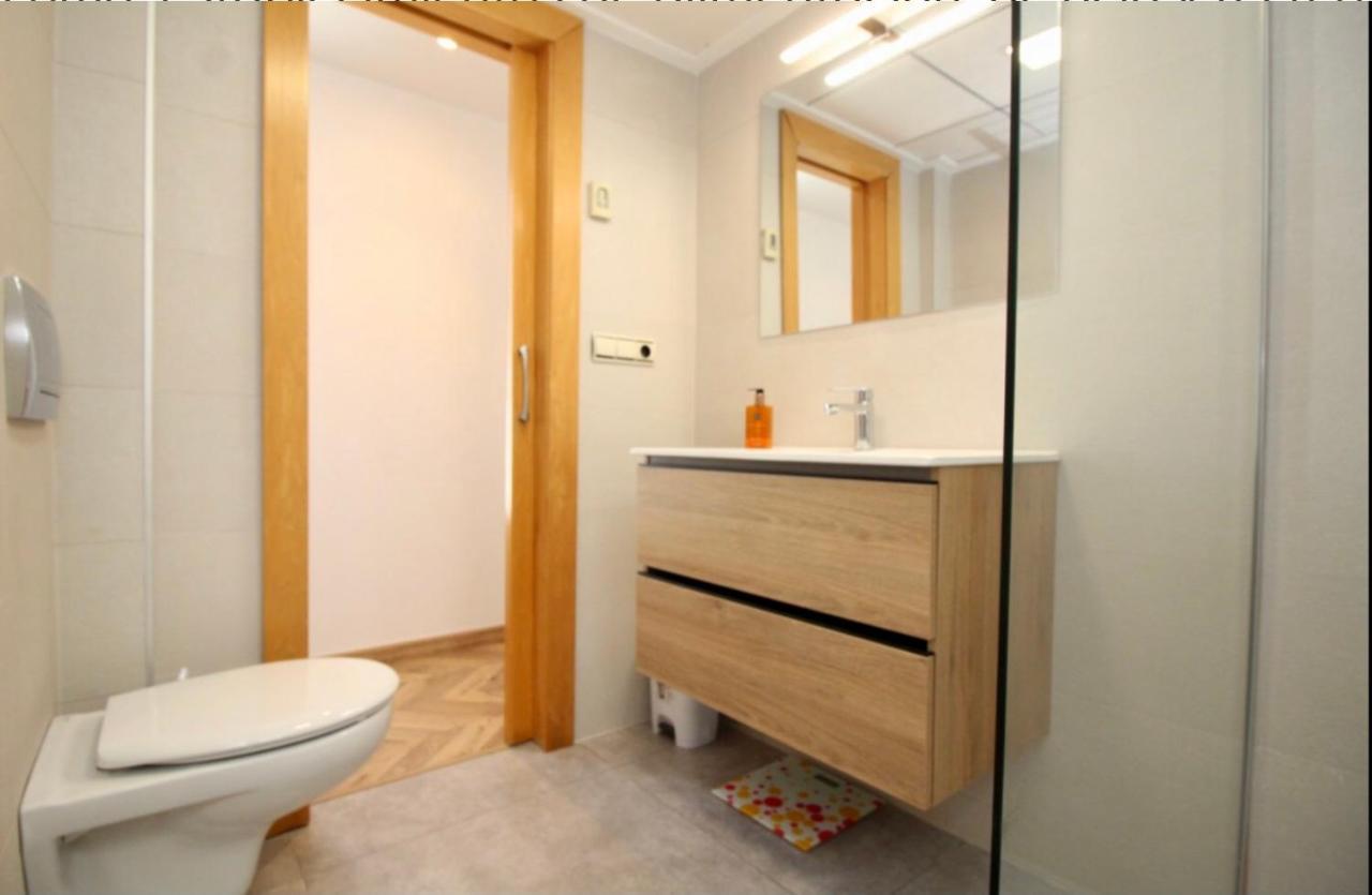 Lujoso Apartamento En 1ª Linea Recien Reformado Санта Пола Екстериор снимка
